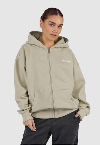 Giacca di felpa 'Clarita' di Pegador in beige: frontale
