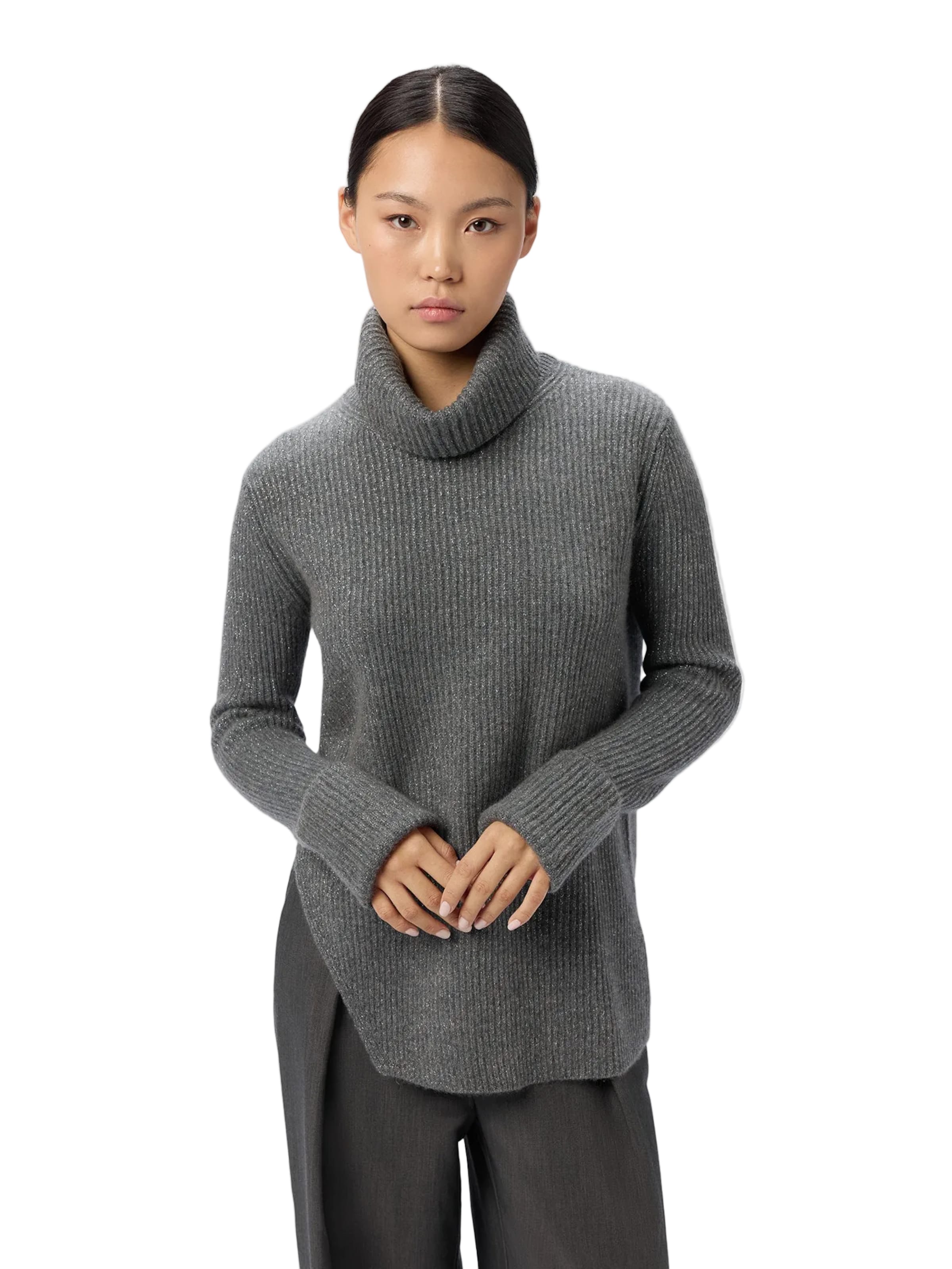 GOBI Cashmere Sweater in Grey: front