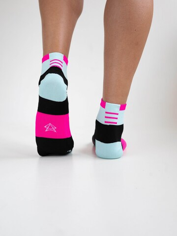 INCYLENCE Athletic Socks 'STAGES' in Pink