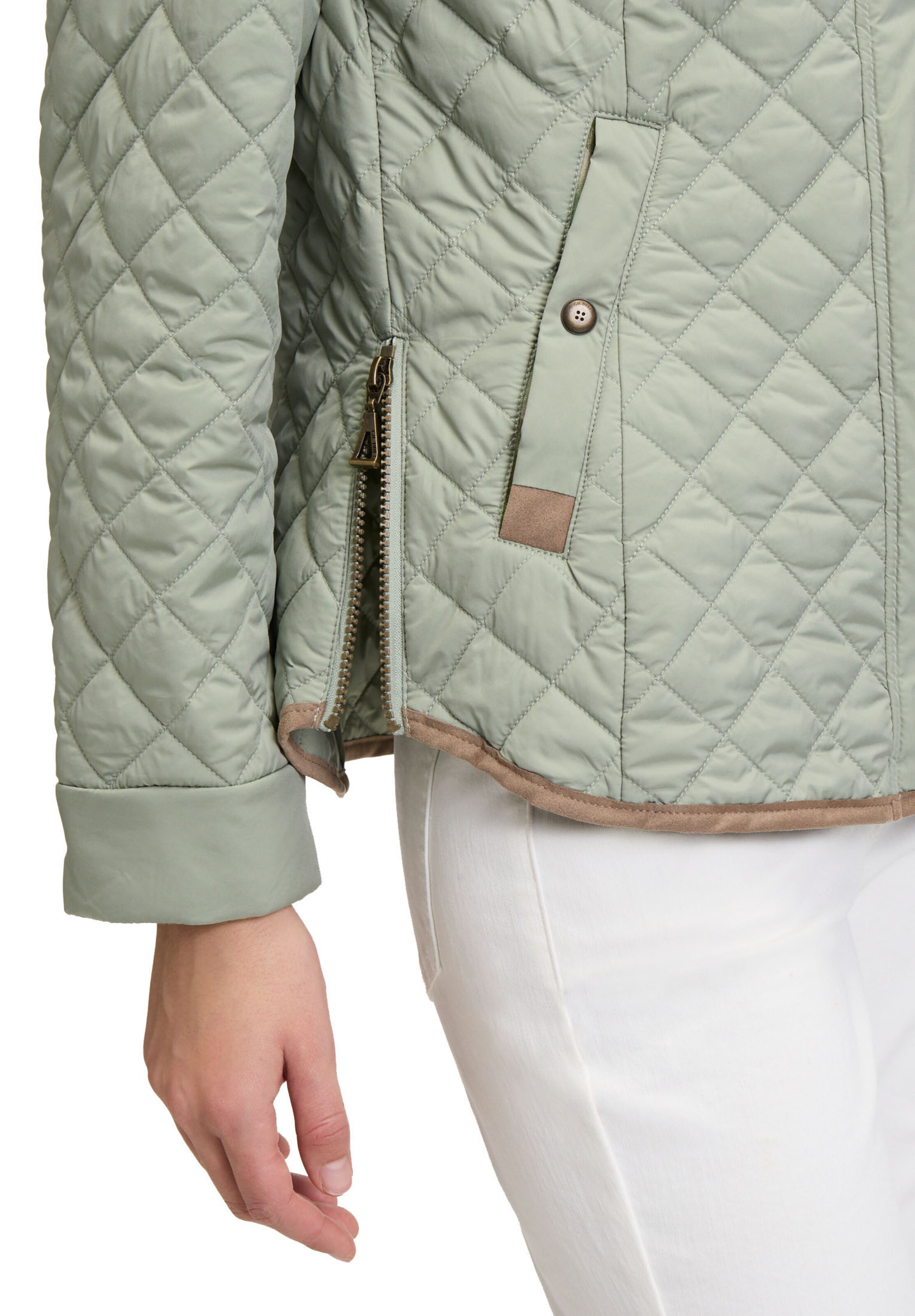 GIL BRET Between-Season Jacket in Green