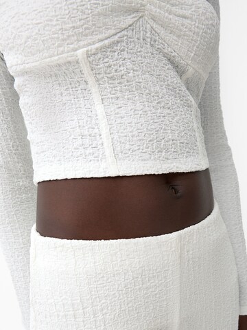 T-shirt Bershka en blanc