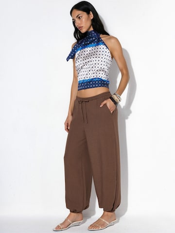 regular Pantaloni sportivi di Busem in marrone