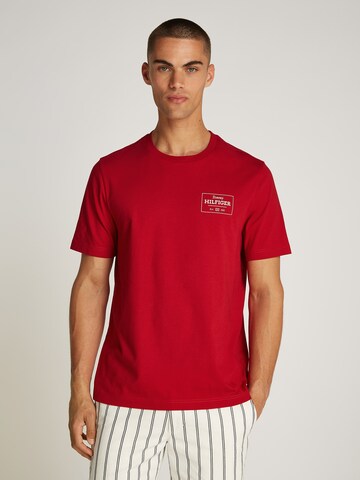 TOMMY HILFIGER Футболка в Красный: спереди