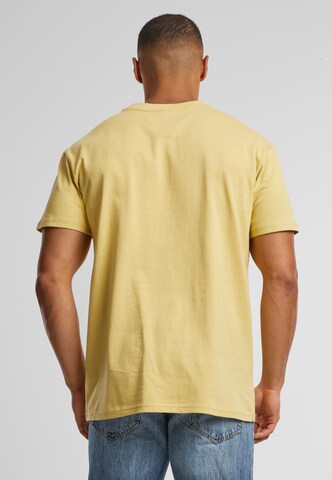 Merchcode Shirt 'Think Different' in Yellow