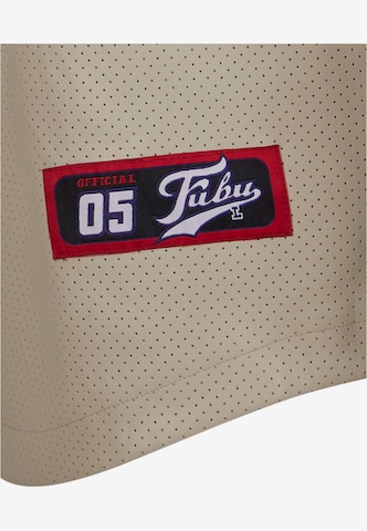 FUBU - Ajuste regular Camiseta en beige