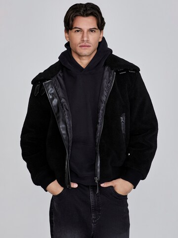 SikSilk Between-Season Jacket in Black: front