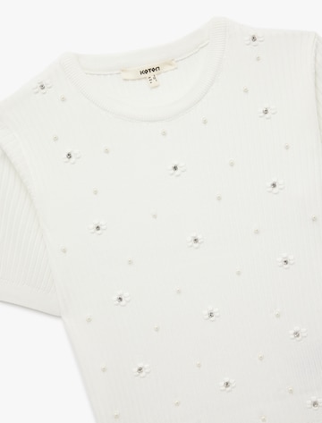 Koton Pullover in Weiß