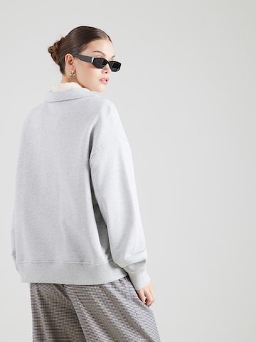 Gina Tricot Sweatshirt in Grau