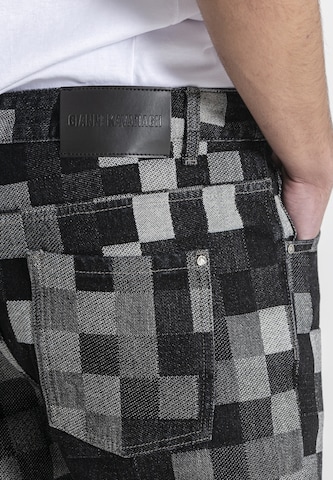 Regular Jean Gianni Kavanagh en gris