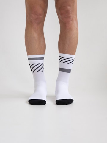 INCYLENCE Athletic Socks 'DISRUPTS' in White