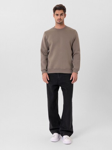 Sweat-shirt 'Edrick' Jacey Quinn en vert