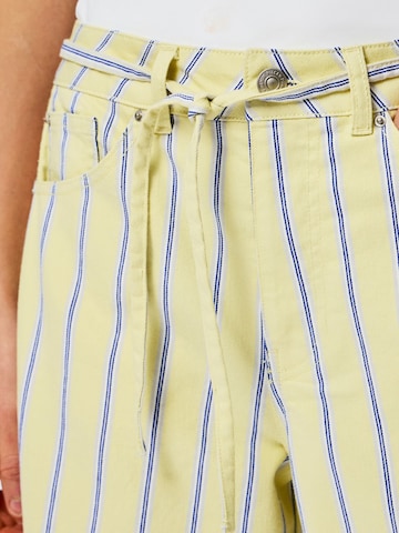 PIECES Tønde Jeans 'PCBillo' i beige