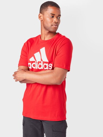 T-Shirt fonctionnel 'Essentials' ADIDAS SPORTSWEAR en rouge : devant