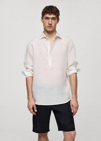 Coupe regular Chemise 'Bolar' MANGO MAN en blanc : devant