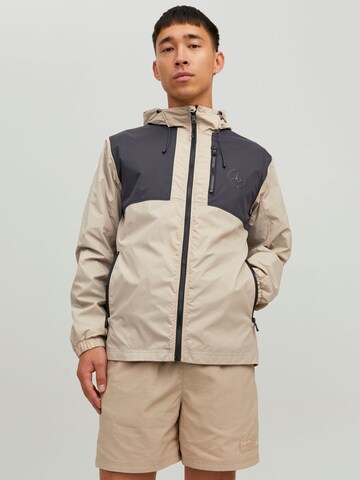 JACK & JONES Functionele jas in Beige: voorkant