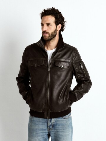 JCC Between-Season Jacket '31025203' in Black: front