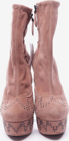 ALAïA Dress Boots in 35 in Pink