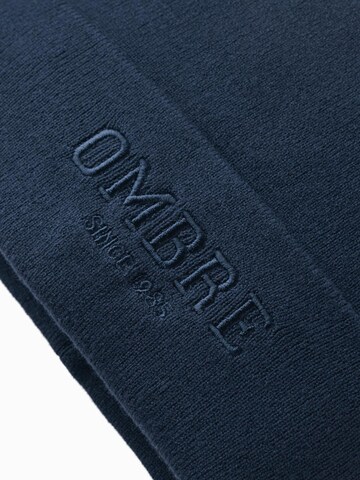 Ombre Beanie in Blue