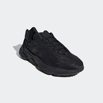 Sneaker bassa 'Ozweego Pure' di ADIDAS ORIGINALS in nero