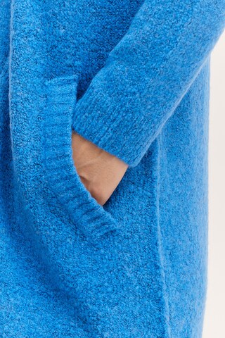 Cardigan 'Mirelle' b.young en bleu