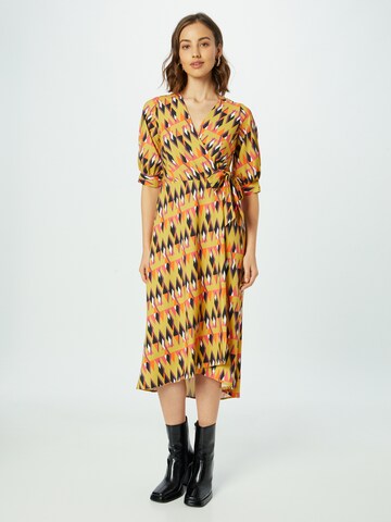 Closet London Dress in Yellow: front