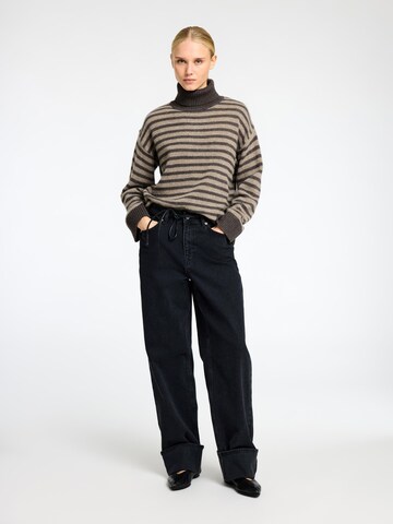 SELECTED FEMME Pullover i brun