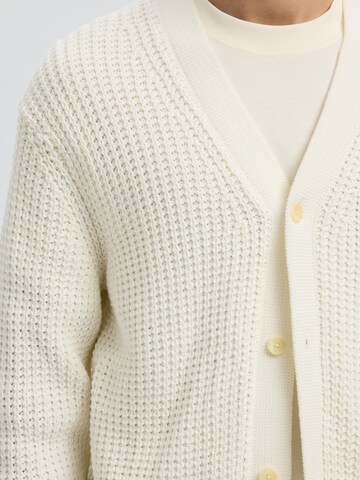 Vestes en maille SELECTED en blanc