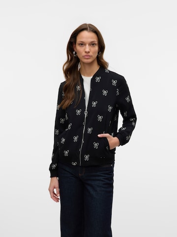 VERO MODA Between-Season Jacket in Black: front