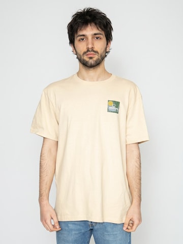 Brixton Bluser & t-shirts 'Alpha Square S/S STT' i beige: forside