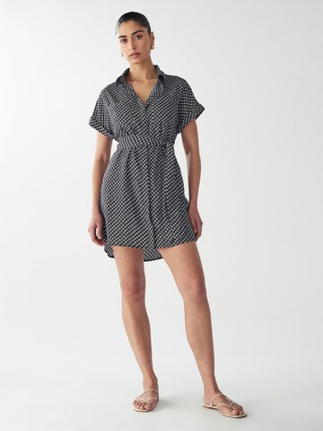 Abito camicia 'Wilhelmina' di Willa in nero