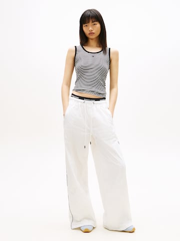 Tommy Jeans Top 'Essential' in Black