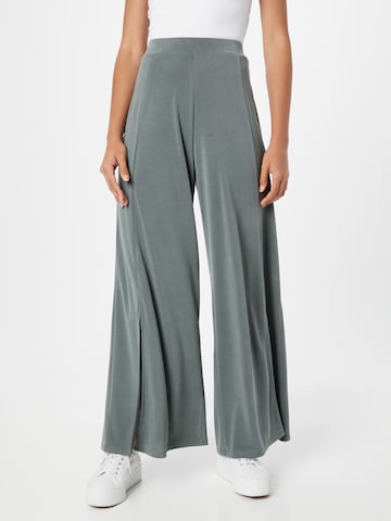 ABOUT YOU Regular Broek 'Caro' in Groen: voorkant