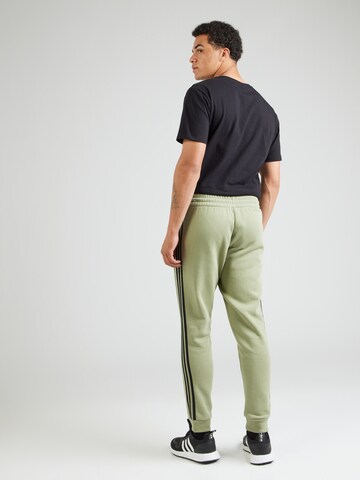 ADIDAS SPORTSWEAR Tapered Broek 'Essential' in Groen