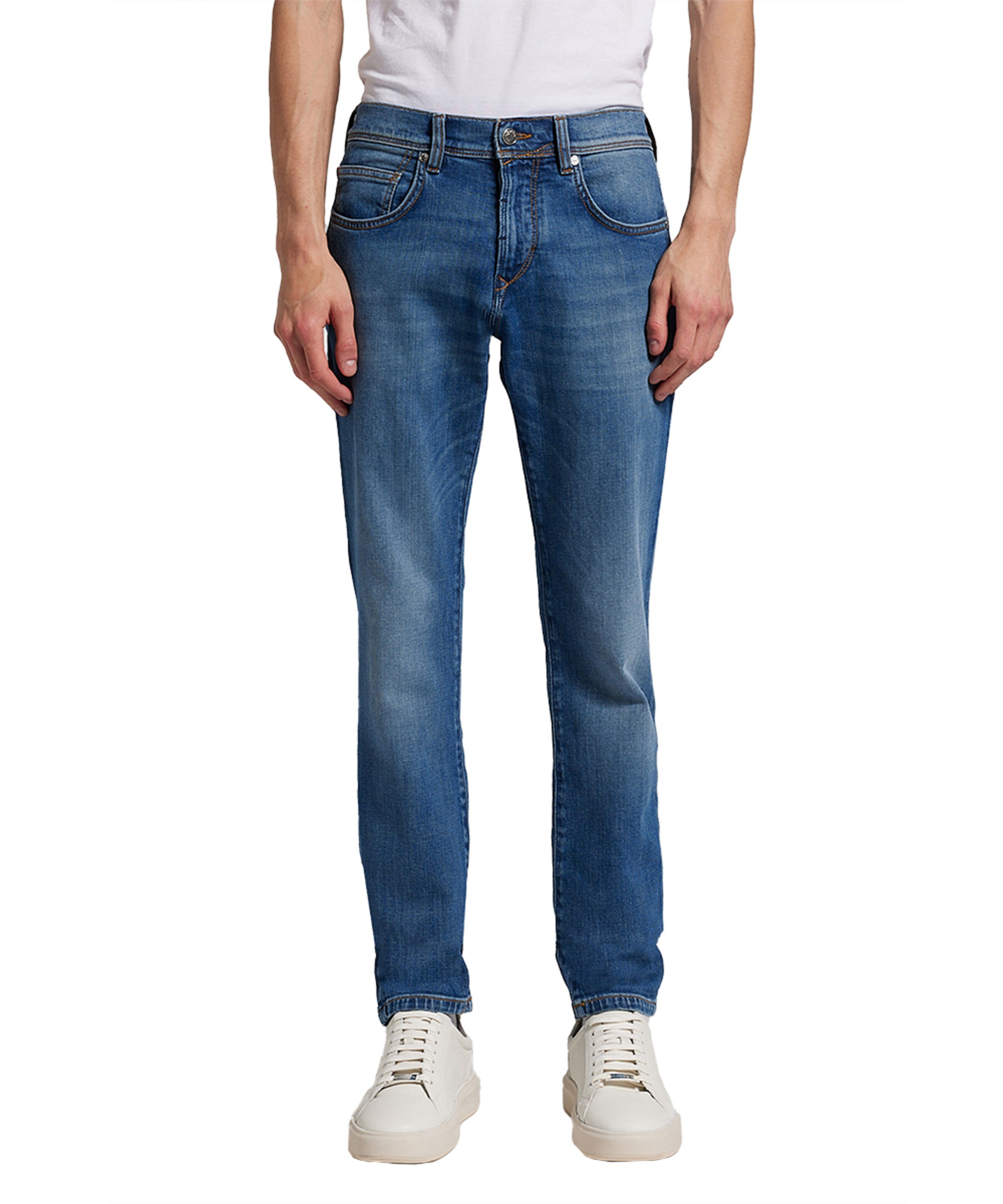 Baldessarini Tapered Jeans 'Jayden' in Blue: front