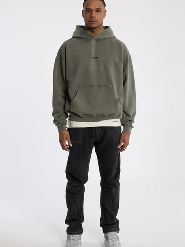 YSPT Studio Sweatshirt 'WILDWOOD'‌‌‌‌‌‌‌ in Grün