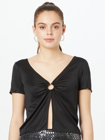 Cotton On - Camiseta 'SOHO' en negro: frente