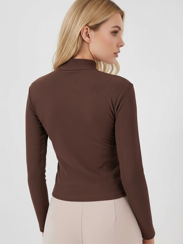 Shirtbody Bigdart en marron