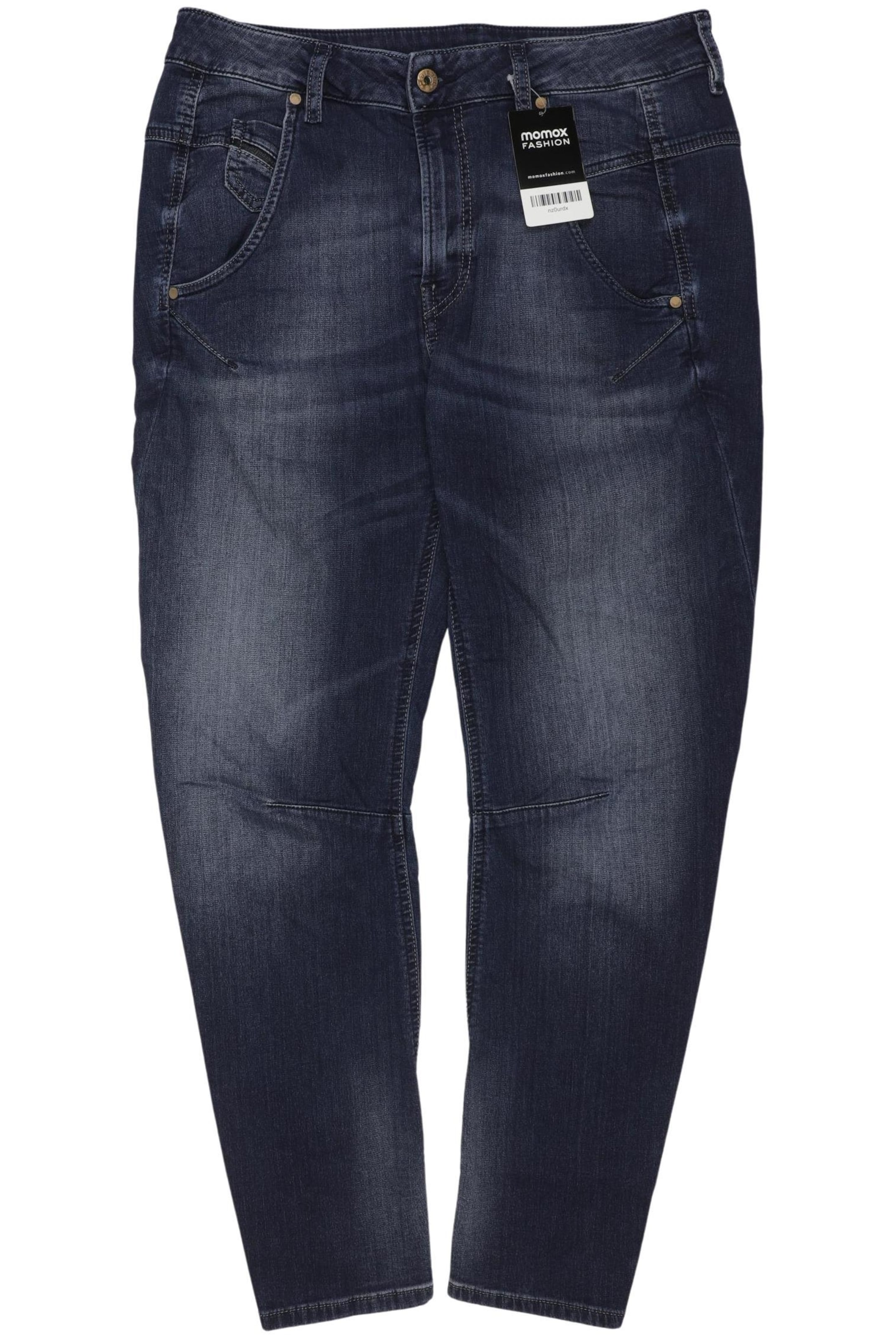 DIESEL Jeans in 27 in Blue: front