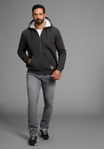 H.I.S EM Sweatjacke in Schwarz