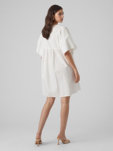 Robe 'Fema' VERO MODA en blanc