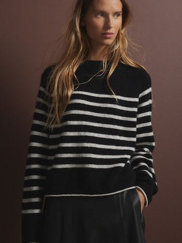 Next Pullover in Schwarz