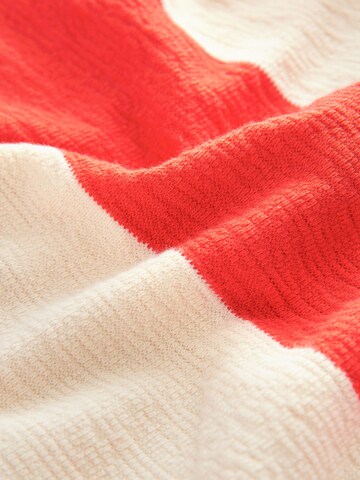 Next Shirt in Orange