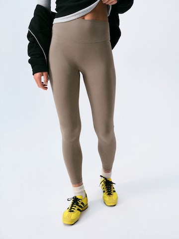 Skinny Leggings di self. in marrone: frontale