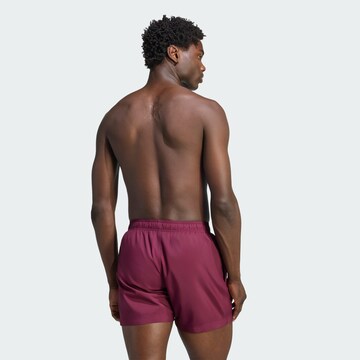 raudona ADIDAS SPORTSWEAR Maudymosi šortai 'Ess'