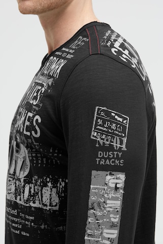 CAMP DAVID Shirt in Black: front