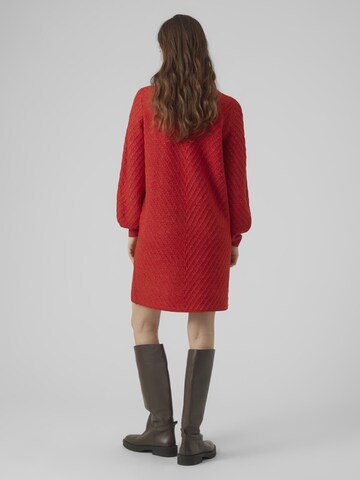 Robes en maille VERO MODA en rouge