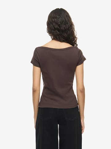 T-shirt Noisy may en marron