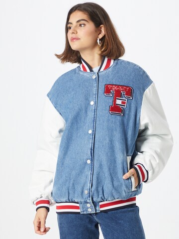 Tommy Jeans Tussenjas in Blauw: voorkant