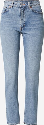 Monki Regular Jeans in Blue: front