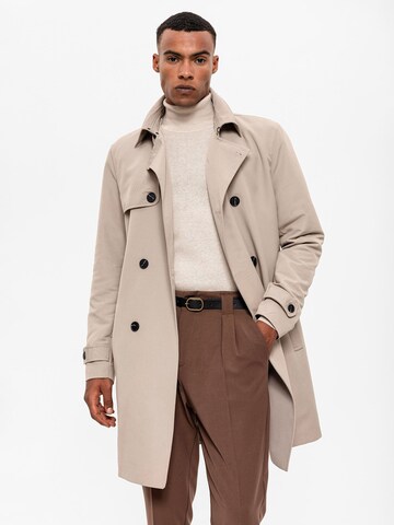 Antioch Between-seasons coat in Beige